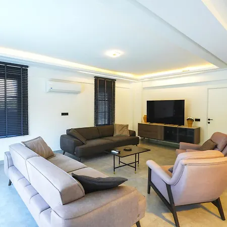 Oliva Vila Dalyan